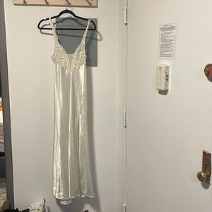 Vintage midi Victoria secret bridal slip dress
